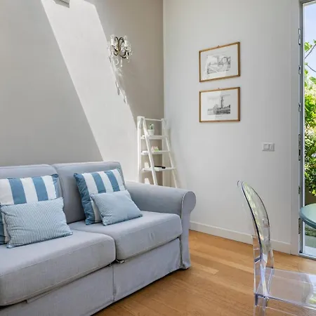 Celeste Bed & Breakfast 4*